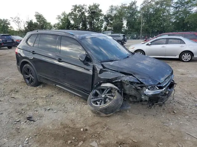 2024 VOLKSWAGEN TIGUAN SE R-LINE BLACK  
