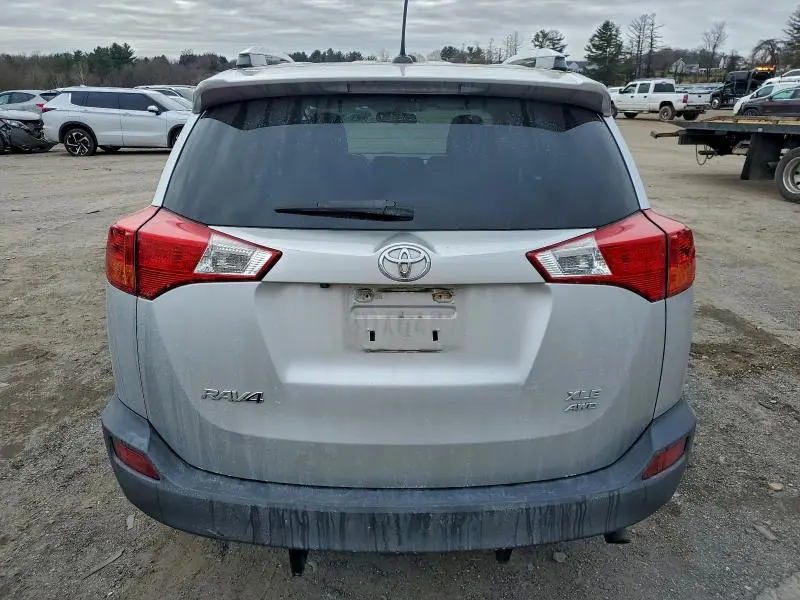 2014 TOYOTA RAV4 XLE  