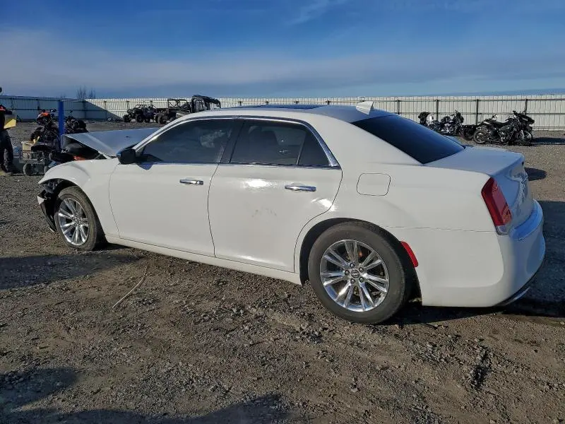 2015 CHRYSLER 300C   