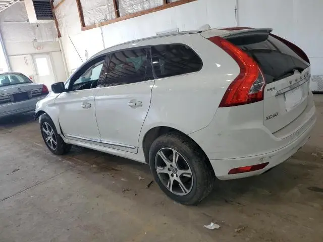 2015 VOLVO XC60 T6 PLATINUM