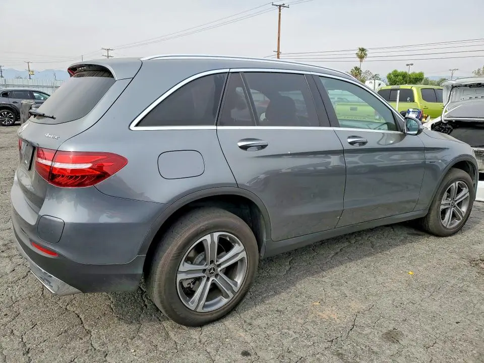 2019 MERCEDES-BENZ GLC 350E  