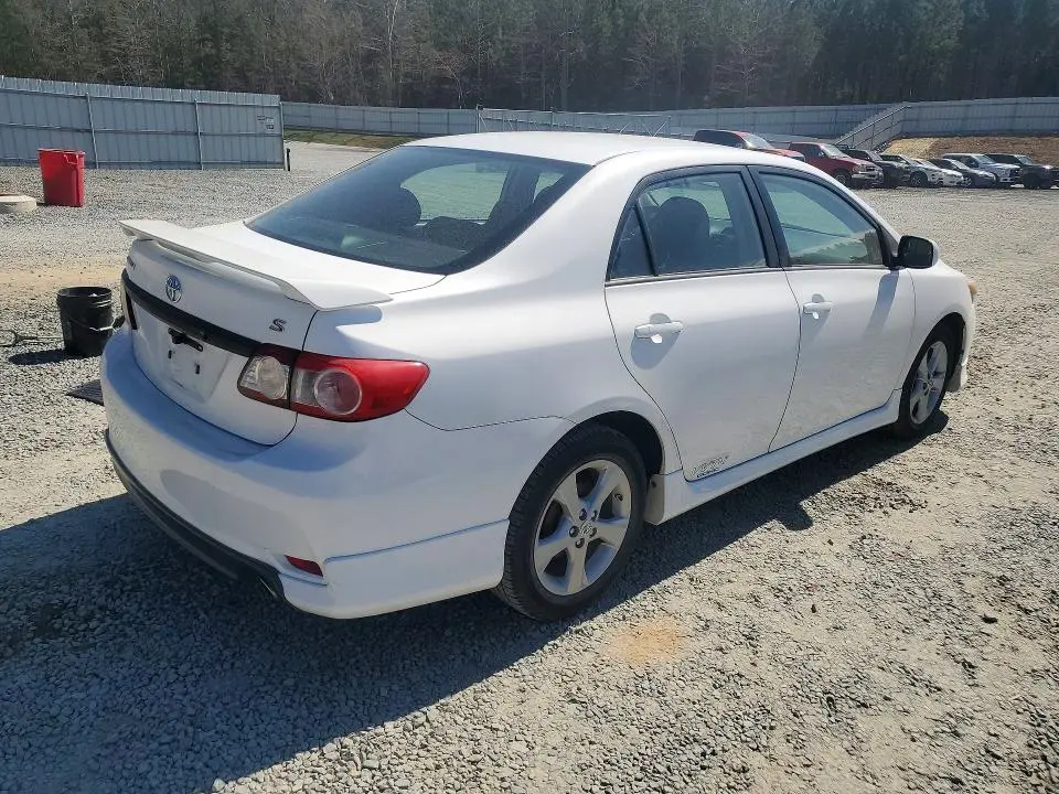 2013 TOYOTA COROLLA S  
