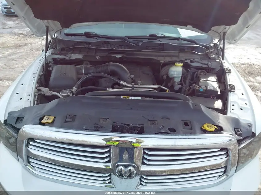 2017 RAM 1500 BIG HORN  4X2 6'4 BOX