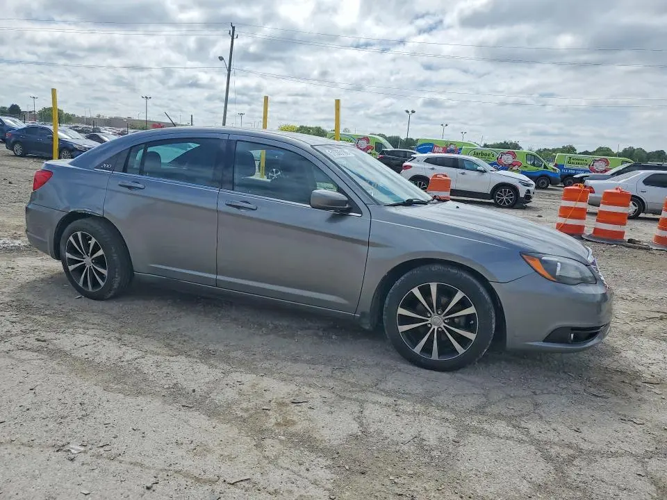 2013 CHRYSLER 200 TOURING  