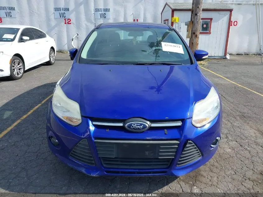 2013 FORD FOCUS SE