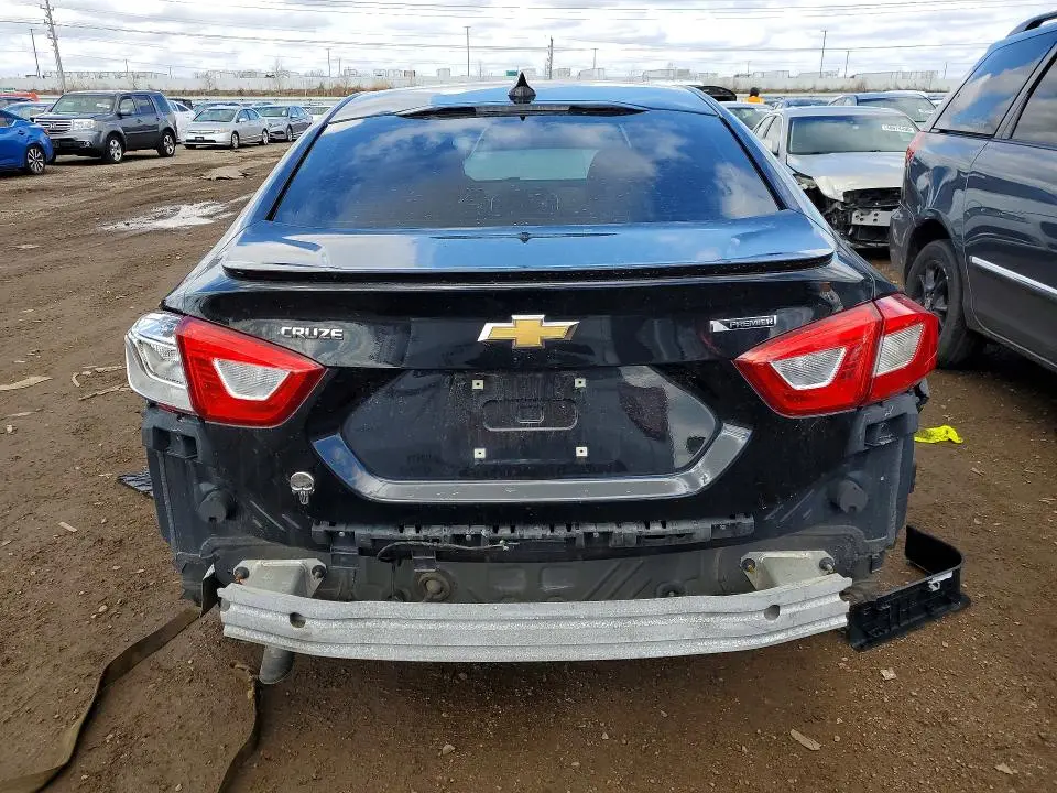 2018 CHEVROLET CRUZE PREMIER  