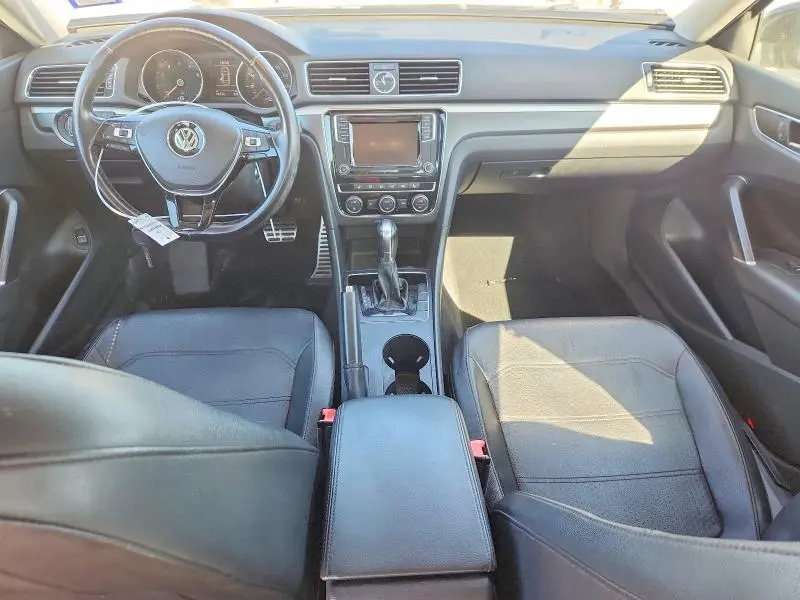 2017 VOLKSWAGEN PASSAT R-LINE  