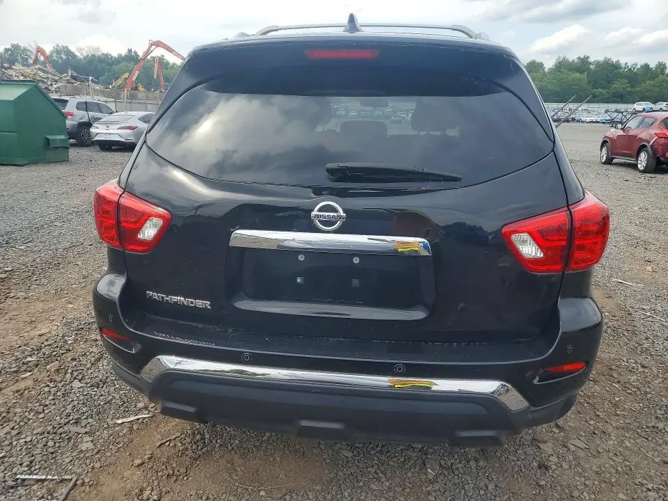 2019 NISSAN PATHFINDER S  