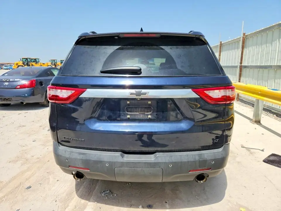 2020 CHEVROLET TRAVERSE LT  
