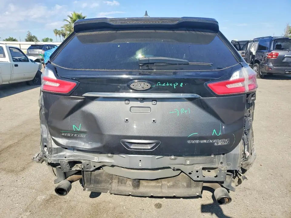 2019 FORD EDGE TITANIUM  