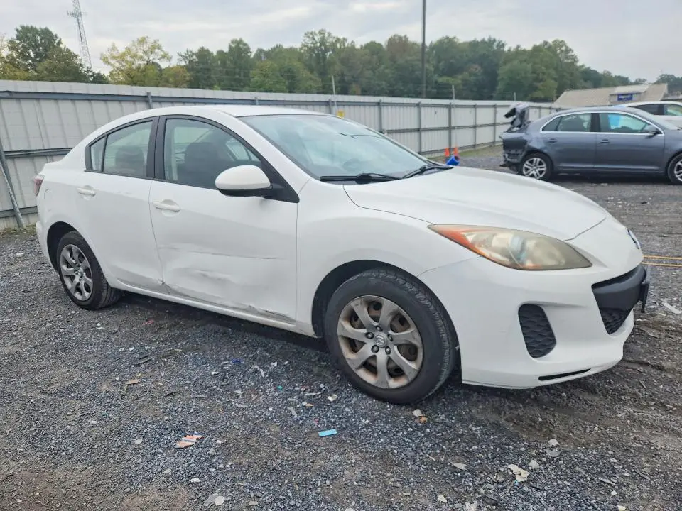 2013 MAZDA 3 I  