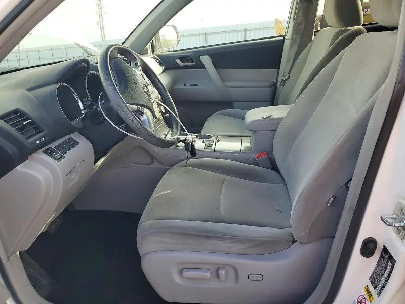 2012 TOYOTA HIGHLANDER BASE  
