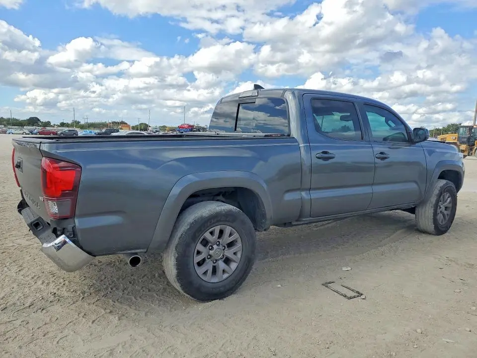 2019 TOYOTA TACOMA SR5 V6  