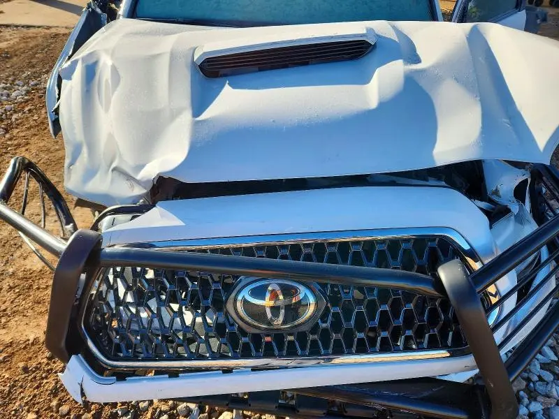 2018 TOYOTA TACOMA DOUBLE CAB  