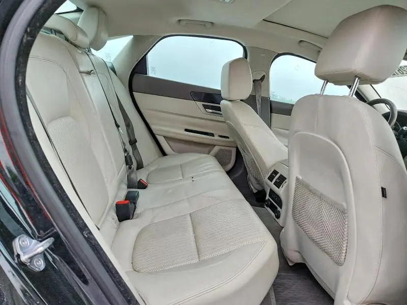 2016 JAGUAR XF PRESTIGE  