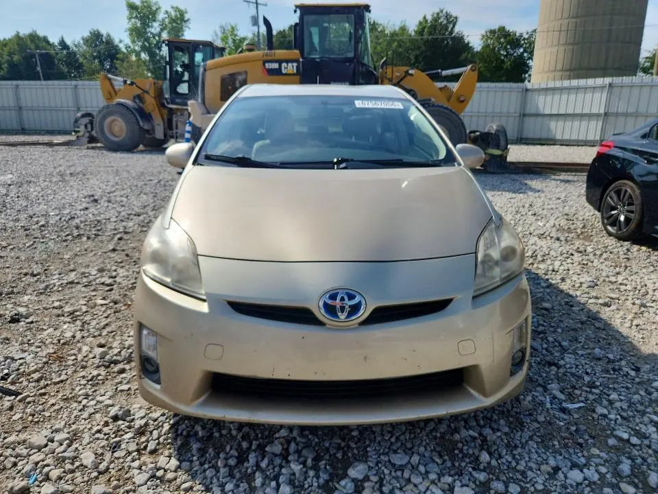 2011 TOYOTA PRIUS TWO  