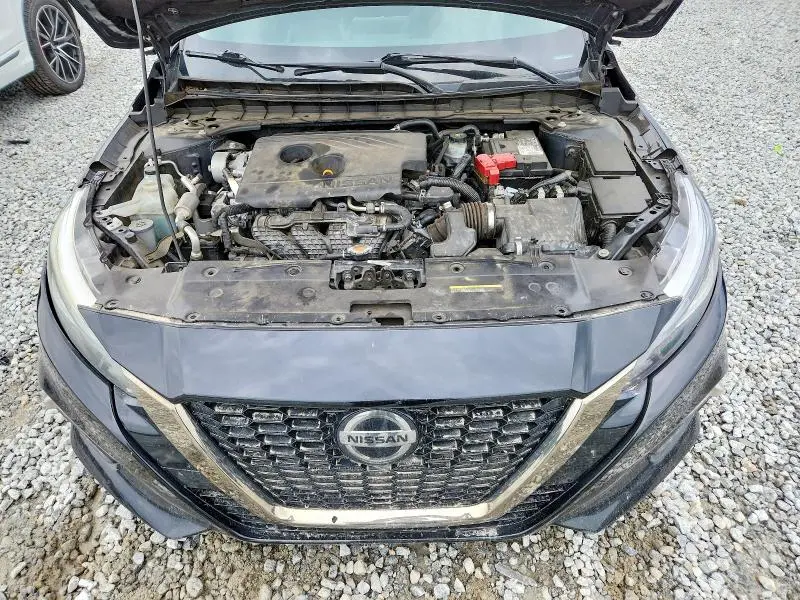 2020 NISSAN ALTIMA SR  
