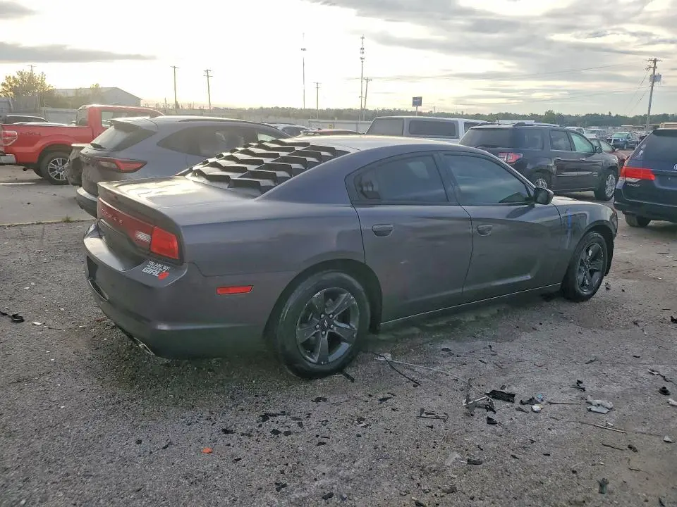 2014 DODGE CHARGER SE  