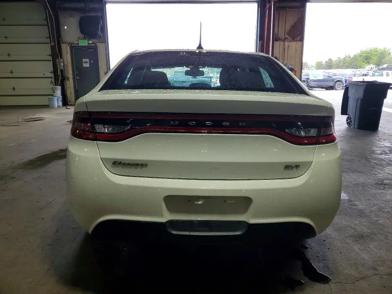2015 DODGE DART SXT  