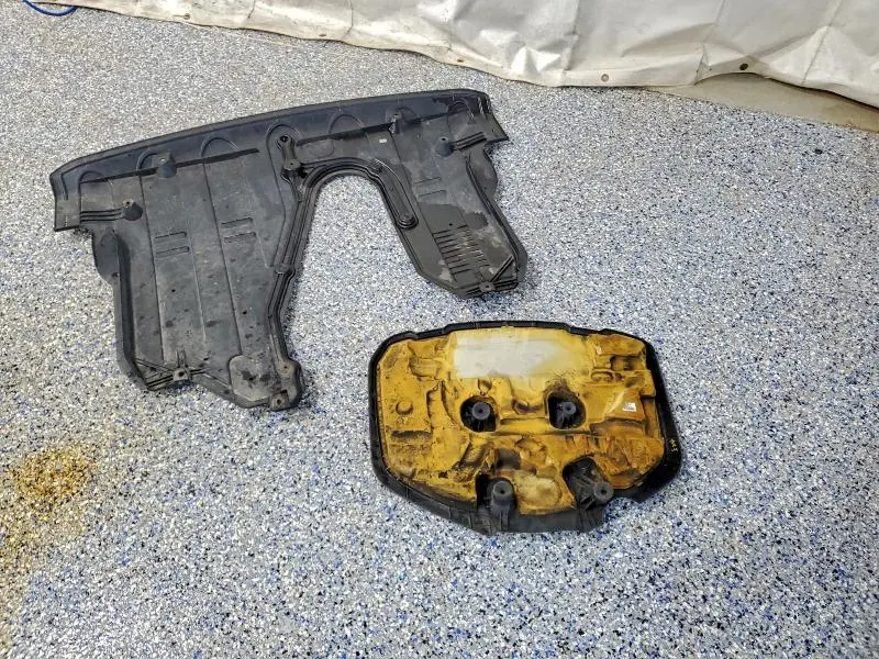 2018 HYUNDAI SANTA FE SE  