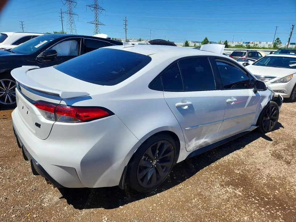 2023 TOYOTA COROLLA SE  