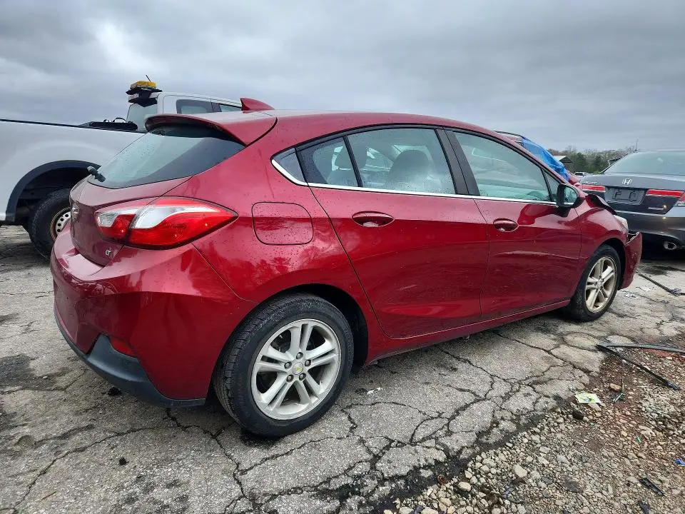 2017 CHEVROLET CRUZE LT  