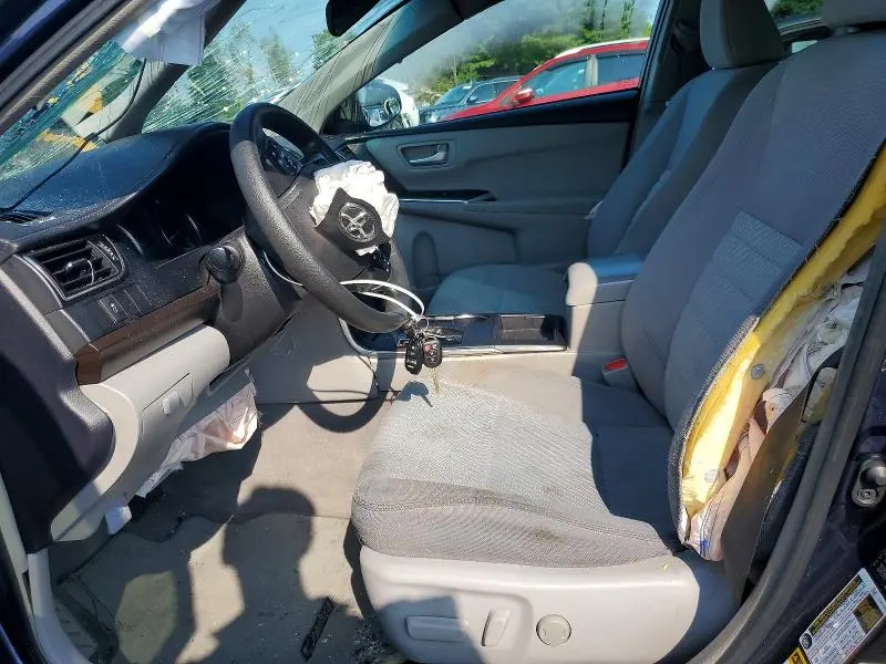 2017 TOYOTA CAMRY LE  