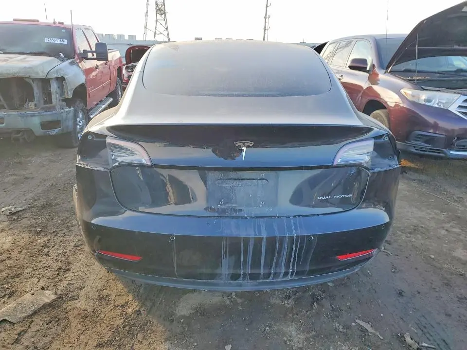 2018 TESLA MODEL 3   