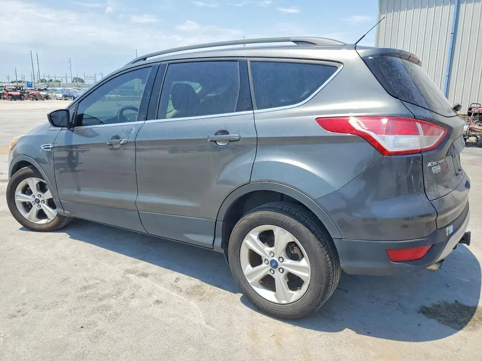 2016 FORD ESCAPE SE  