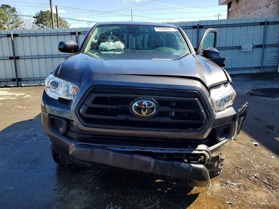 2023 TOYOTA TACOMA SR V6  