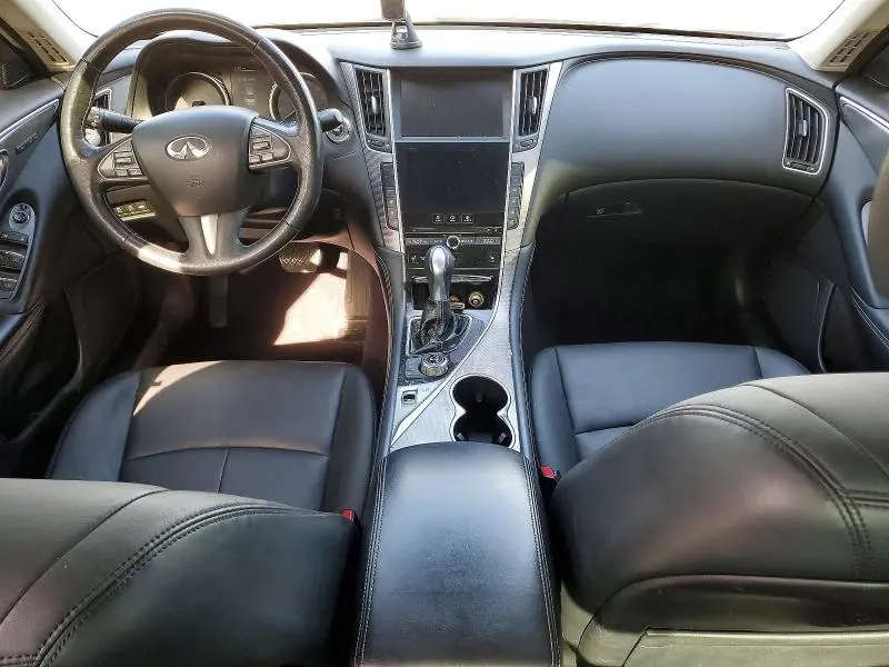 2016 INFINITI Q50 BASE  