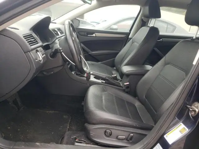 2014 VOLKSWAGEN PASSAT SE  