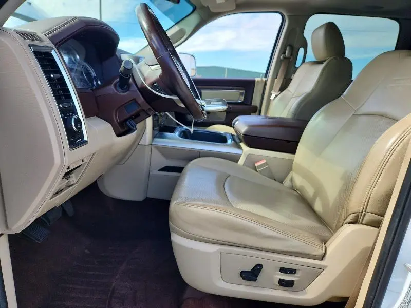 2016 RAM 2500 LARAMIE  