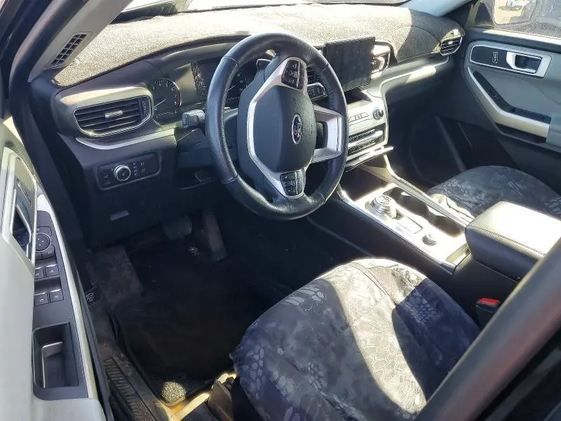 2021 FORD EXPLORER XLT  