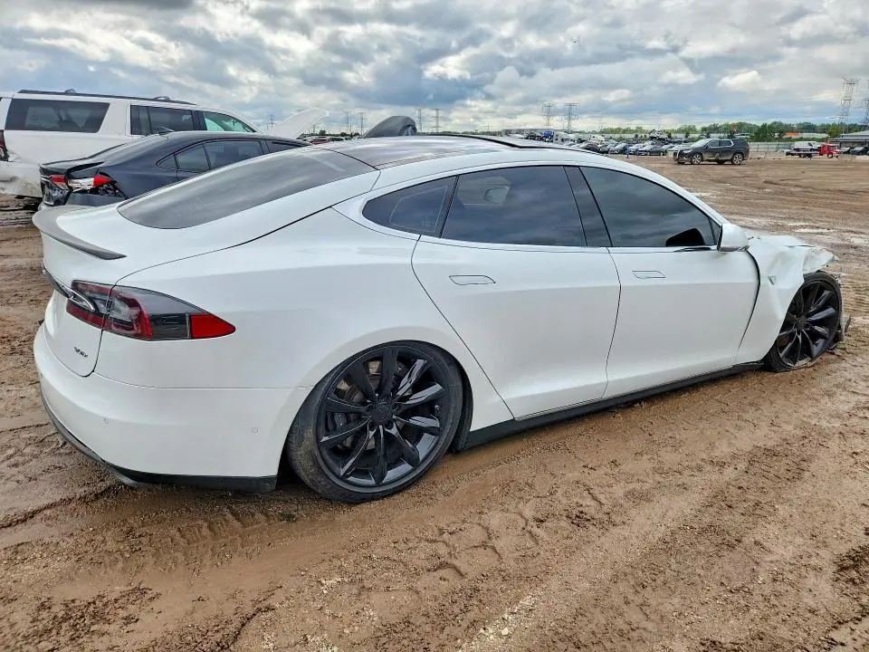 2016 TESLA MODEL S   