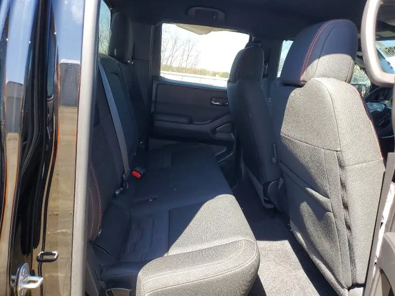 2024 NISSAN FRONTIER PRO-X  