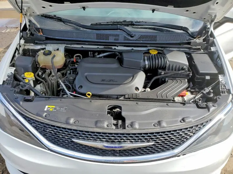 2020 CHRYSLER VOYAGER LX  