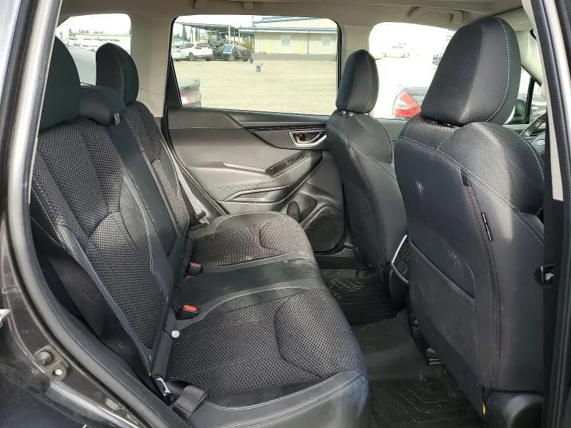2019 SUBARU FORESTER   