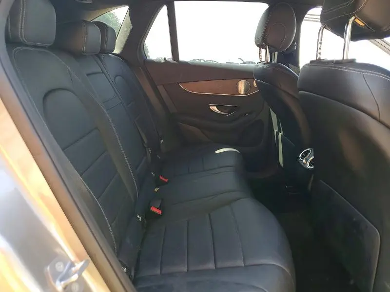 2020 MERCEDES-BENZ GLC 300 4MATIC  