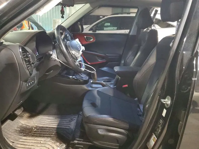 2023 KIA SOUL GT-LINE  
