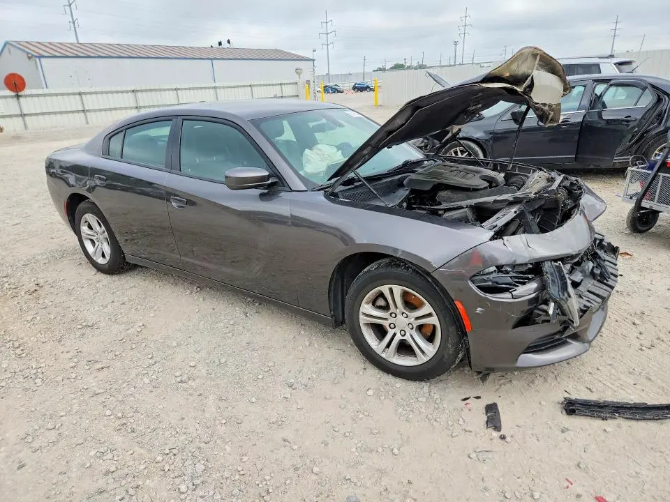 2021 DODGE CHARGER SXT  