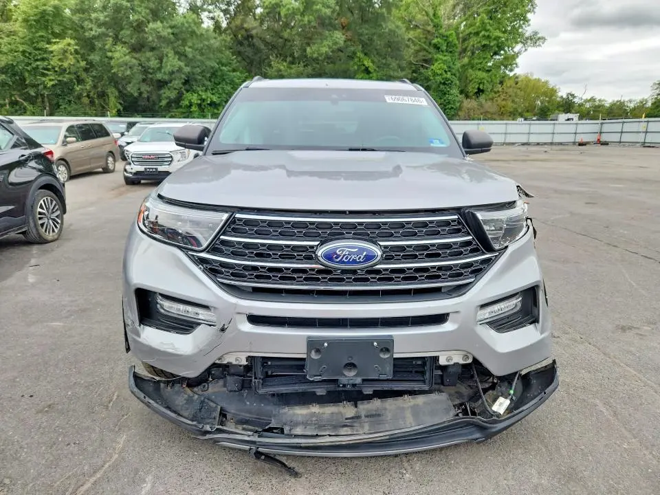 2021 FORD EXPLORER XLT  
