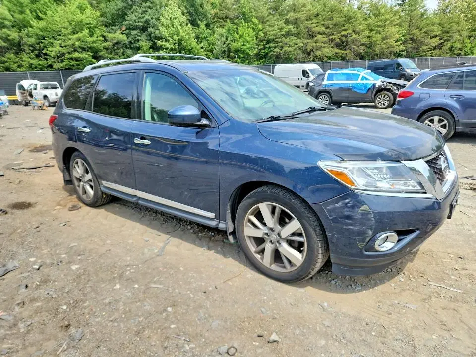 2013 NISSAN PATHFINDER S  