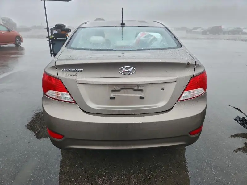 2014 HYUNDAI ACCENT GLS  