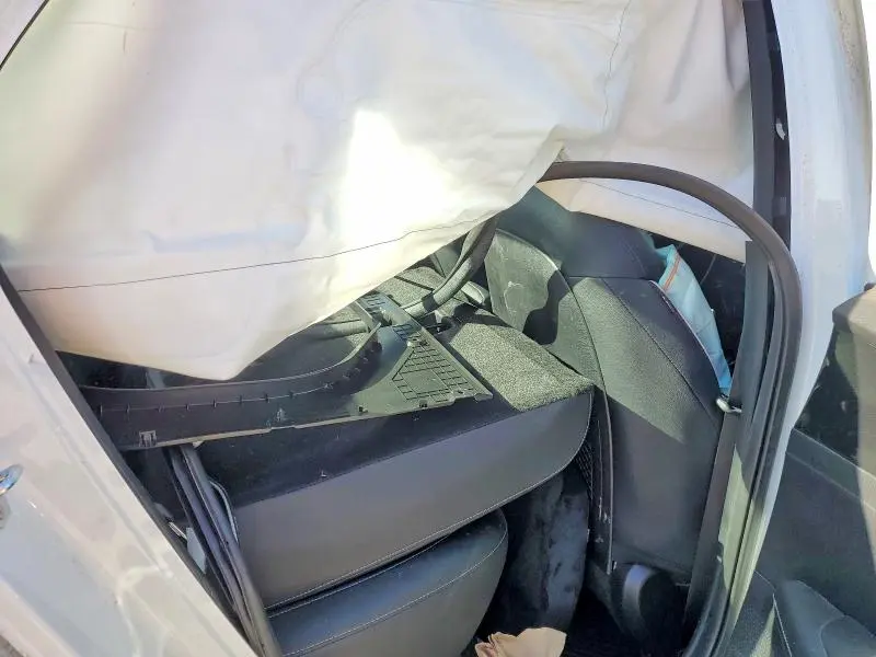 2021 KIA FORTE GT LINE  