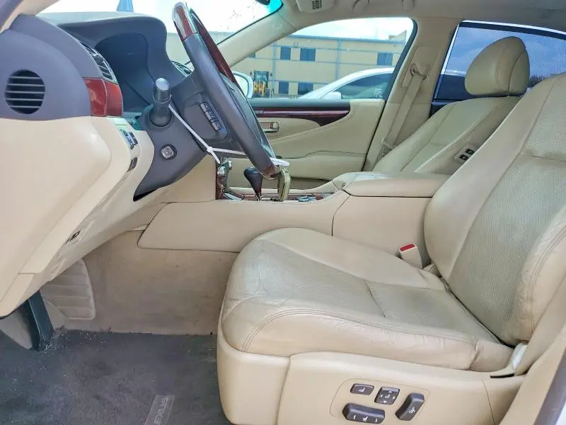 2012 LEXUS LS 460L  