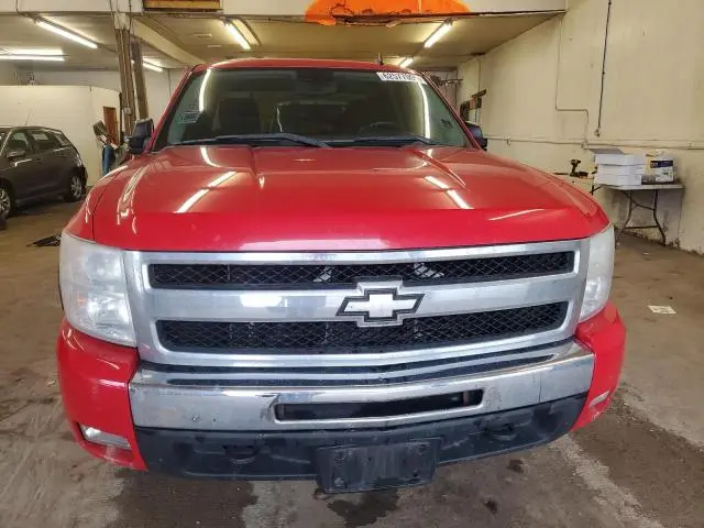 2011 CHEVROLET SILVERADO K1500 LT  