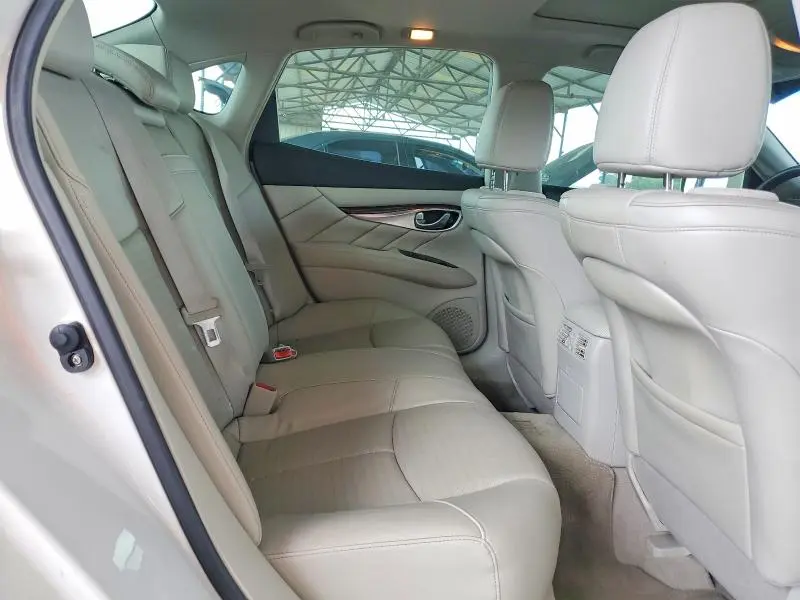 2012 INFINITI M37 BASE  