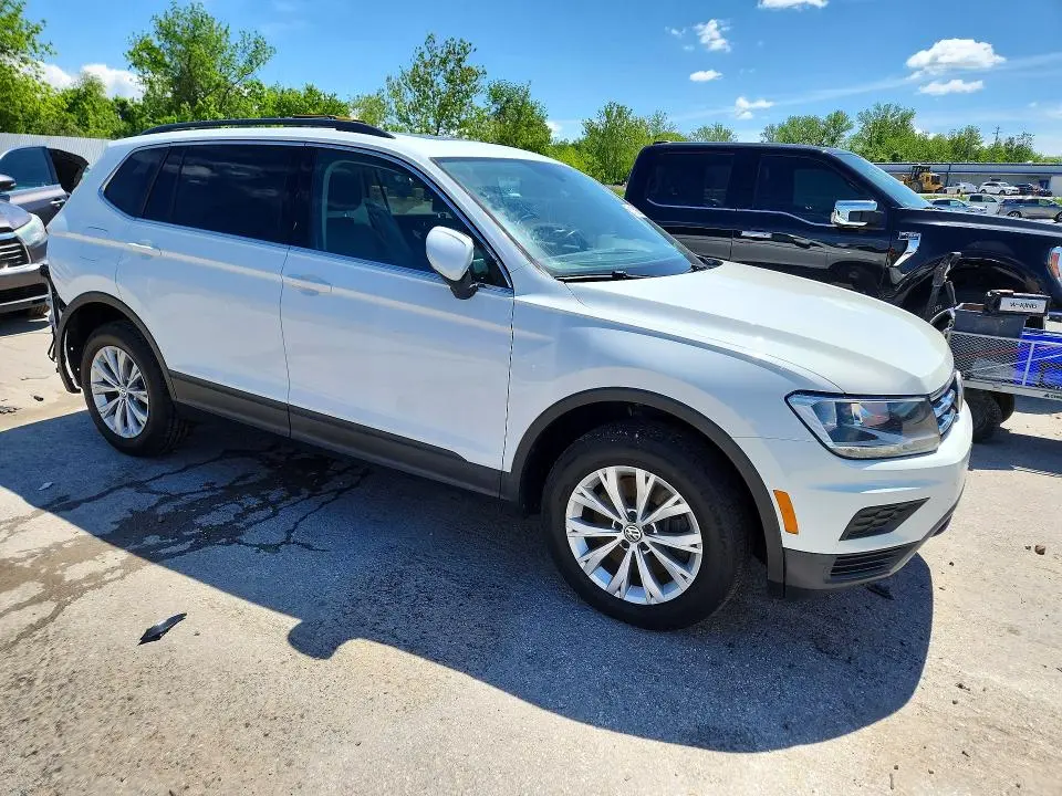 2019 VOLKSWAGEN TIGUAN SE  
