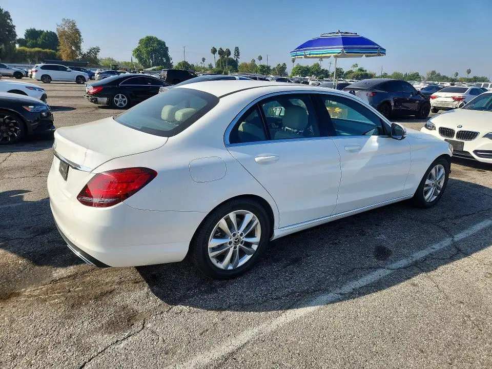 2019 MERCEDES-BENZ C 300  